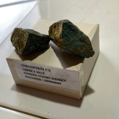 CHALCOPYRITE/MALACHITE : COBRA 8 MINE, CHIREDZI MINING DISTRICT, ZIMBABWE 42g MF4535