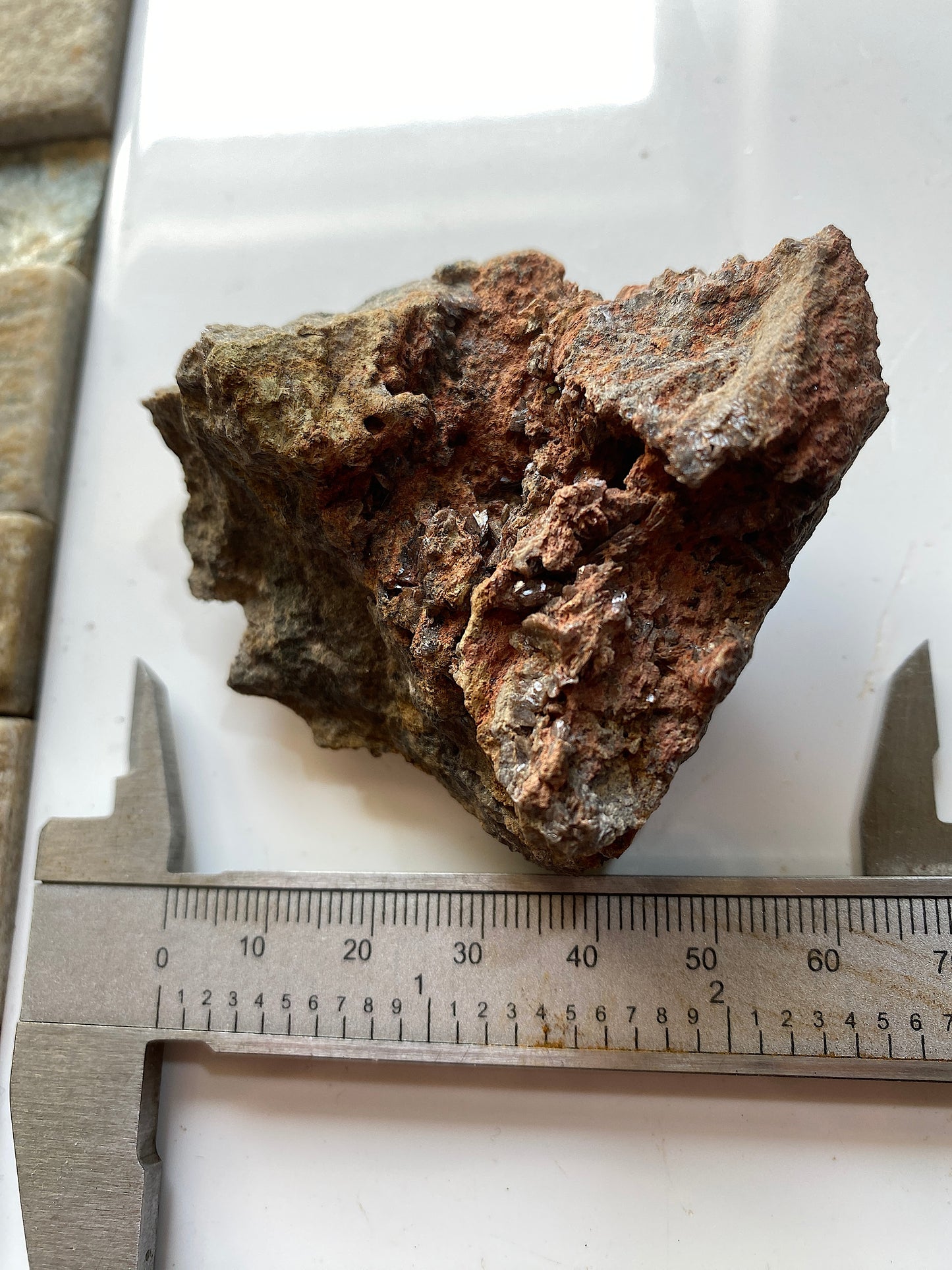 AXINITE [ETC] ON MATRIX : TRIAL SHAFT, ST PIRAN'S CROSS, PENHALE SANDS, CORNWALL  MF5181