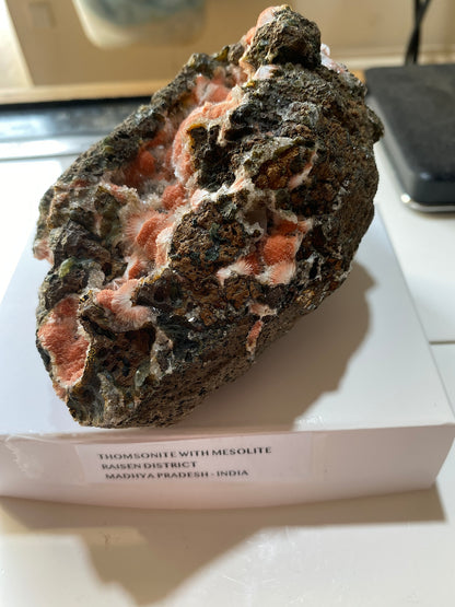 THOMSONITE WITH MESOLITE IMPRESSIVE SPECIMEN : RAISEN, MADHYA PRADESH, INDIA 437g MF5182