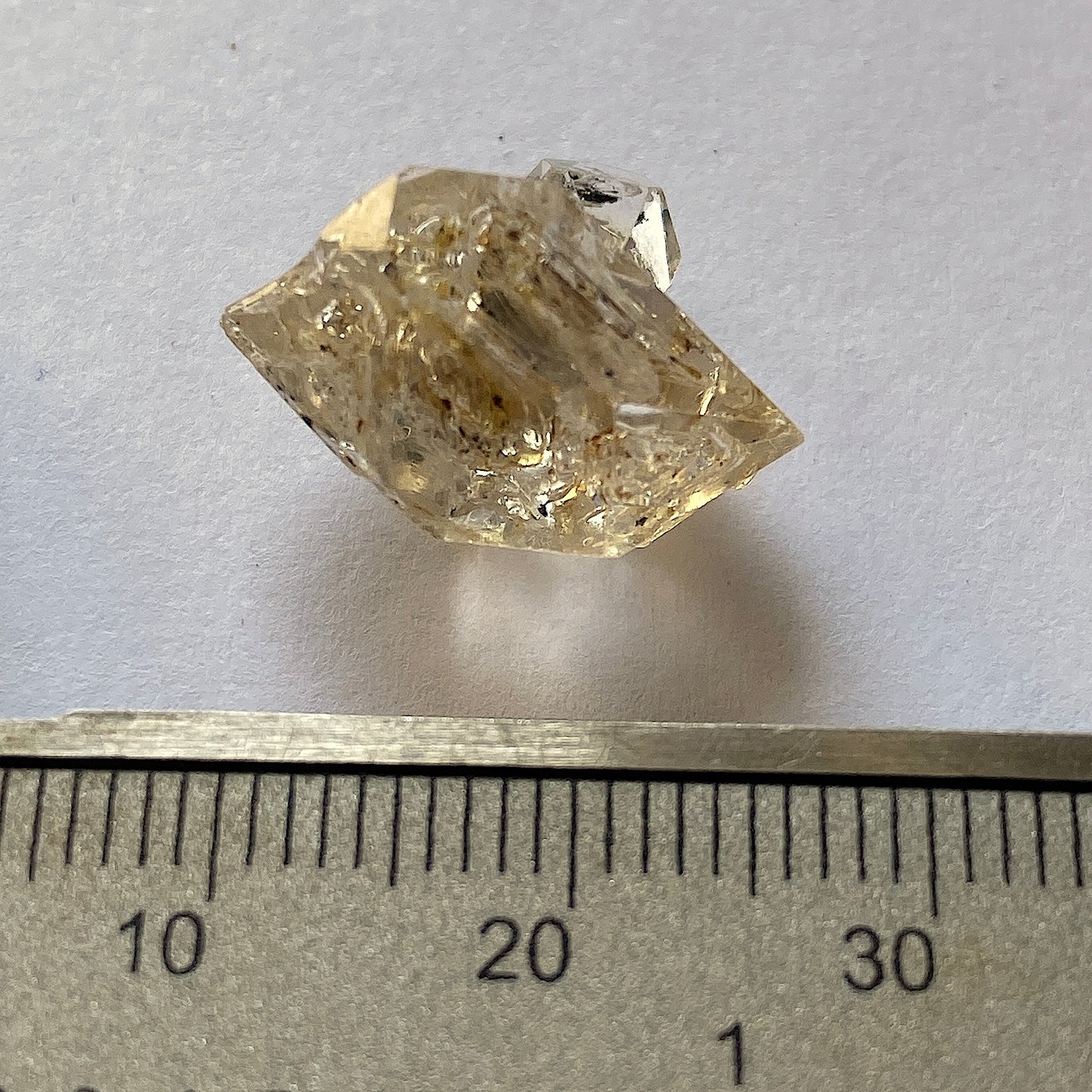 PETROLEUM QUARTZ CRYSTAL - KHUZDAR DISTRICT, BALOCHISTAN, PAKISTAN 3g MF4427