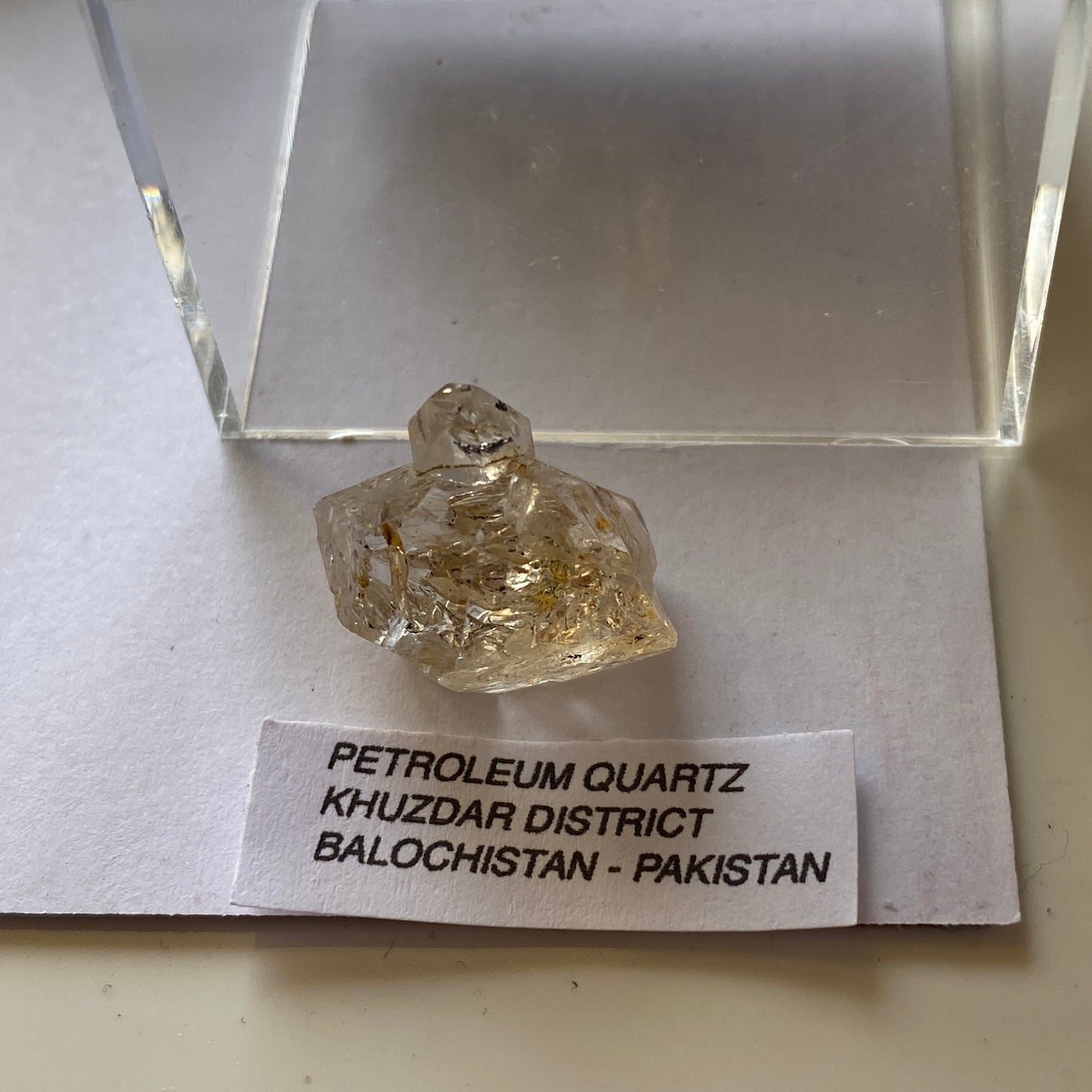 PETROLEUM QUARTZ CRYSTAL - KHUZDAR DISTRICT, BALOCHISTAN, PAKISTAN 3g MF4427