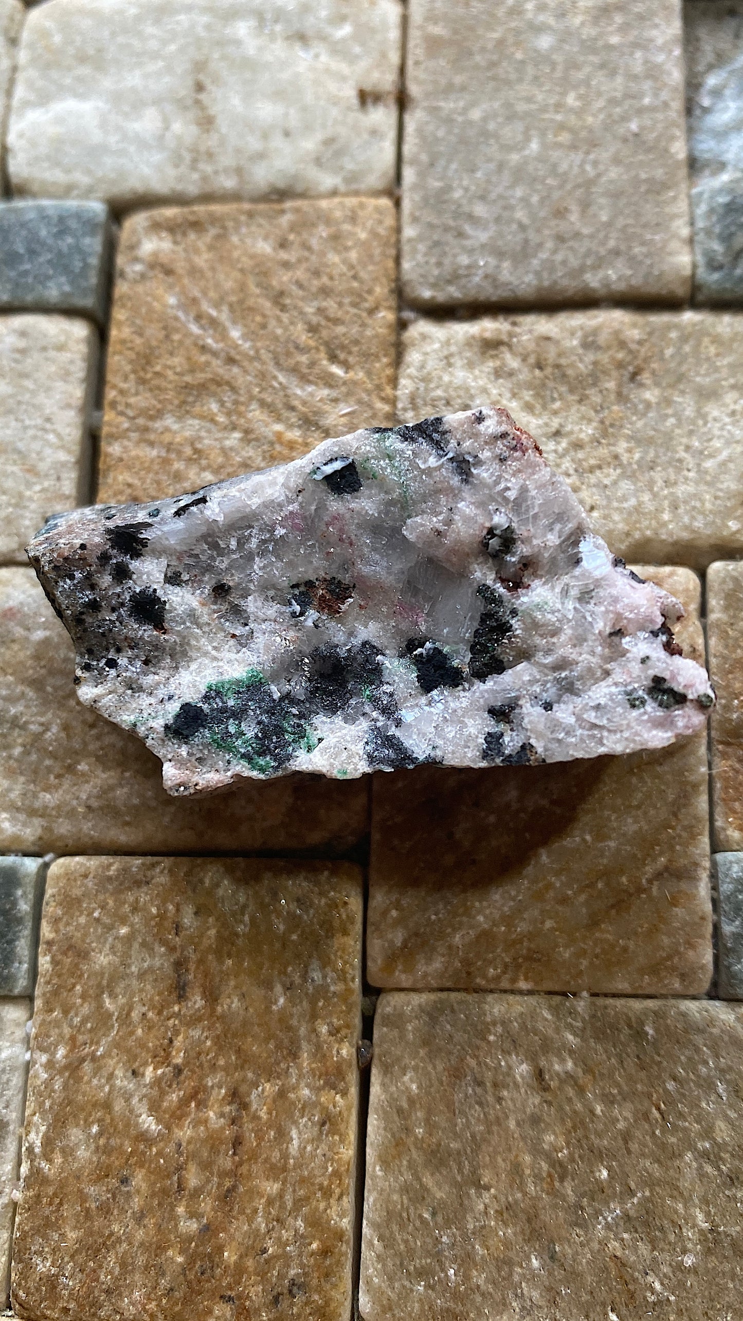 MALACHITE ON COBALT BEARING CALCITE : KOLWEZI M.D., LUALABA, ZAIRE. 26g MF5184
