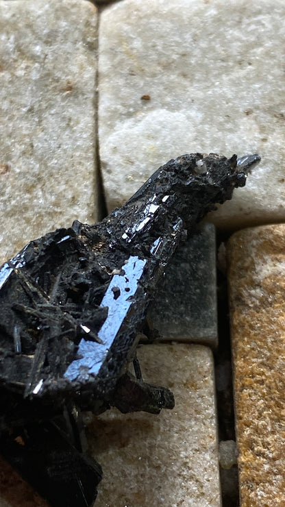 AEGIRINE : MOUNT MALOSA, ZOMBA, MALAWI. 7g MF5185