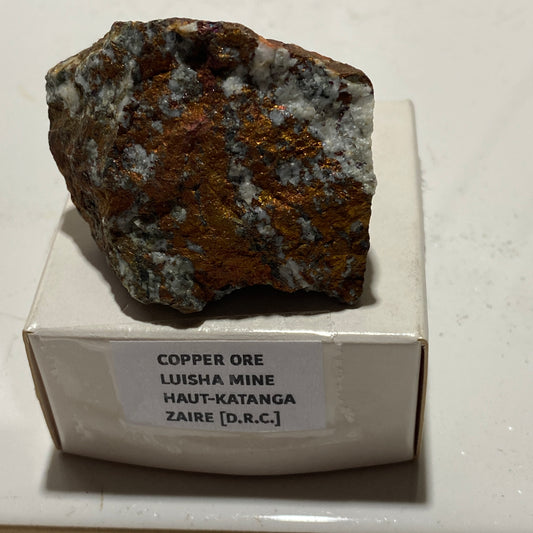 COPPER ORE : LUISHA MINE, HAUT-KATANGA, ZAIRE [D.R.C.]  69g MF4544