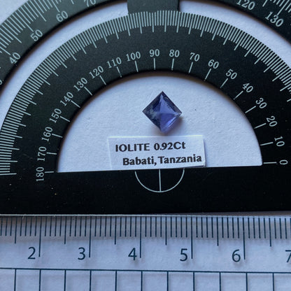 IOLITE NATURAL MINED GEMSTONE - BABATI, MANYARA, TANZANIA 0.92Ct MFG5335