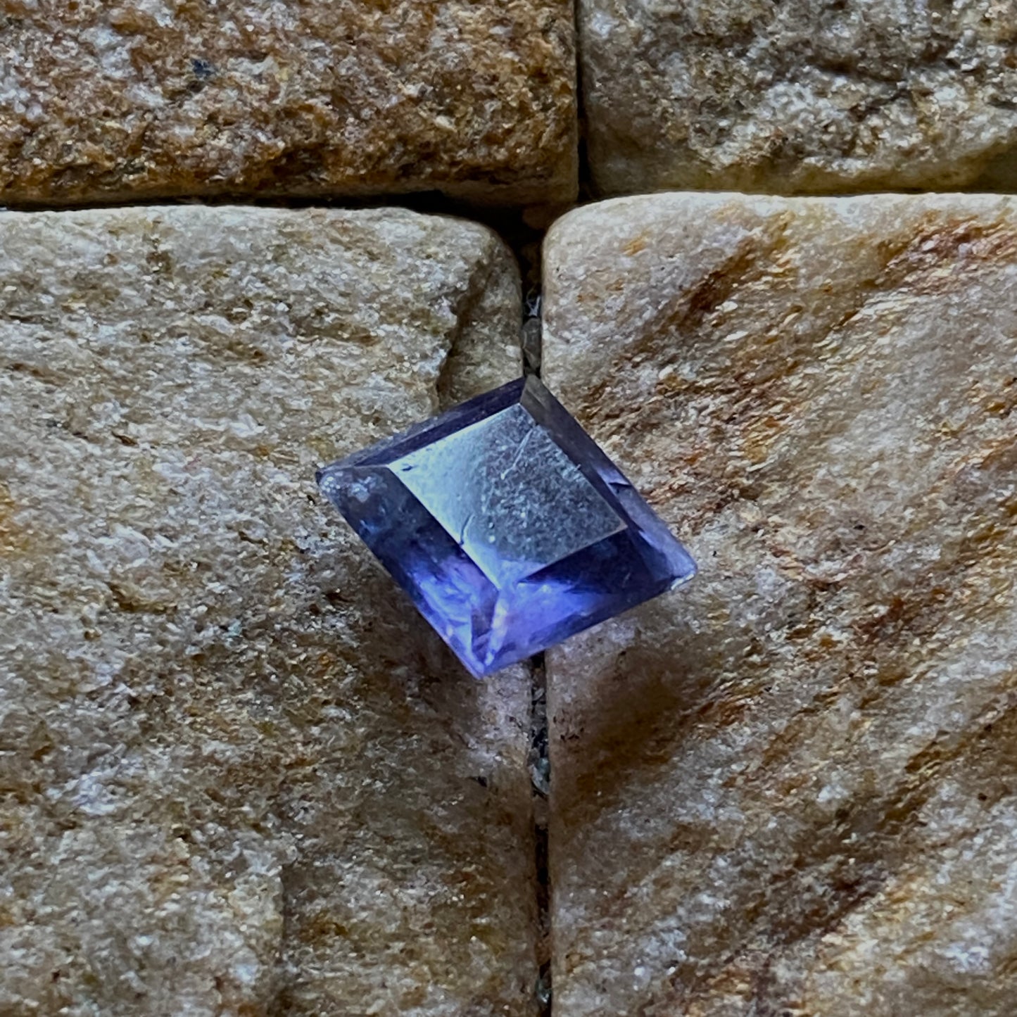 IOLITE NATURAL MINED GEMSTONE - BABATI, MANYARA, TANZANIA 0.92Ct MFG5335