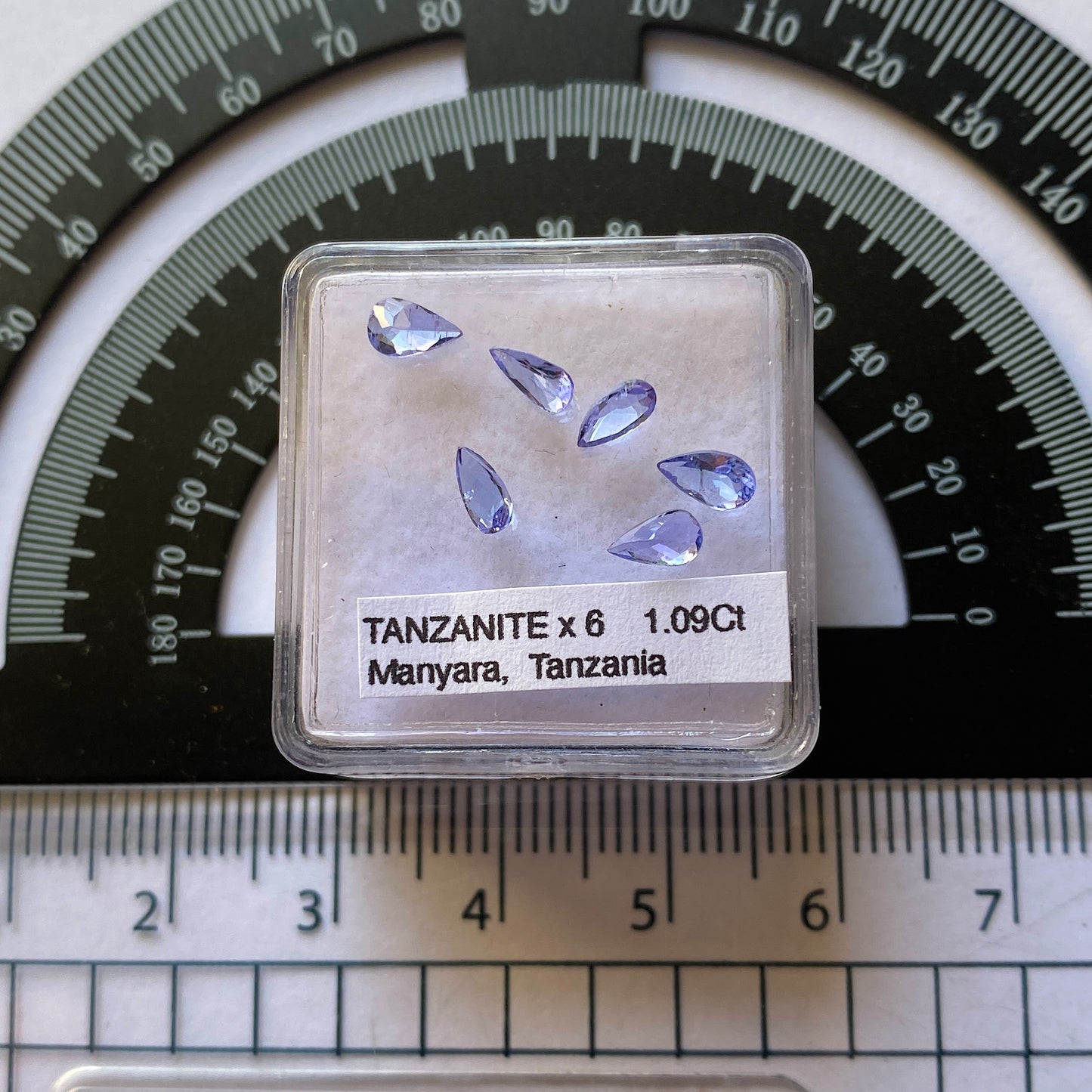 TANZANITE NATURAL GEMSTONES x 6 - MERALANI HILLS, TANZANIA 1.09Ct MFG5337