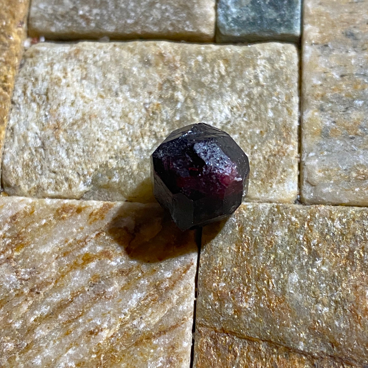 ALMANDINE GARNET CRYSTAL : WRANGELL GARNET MINE, PETERSBERG MINING DISTRICT, ALASKA, U.S.A. 2g. MF4546