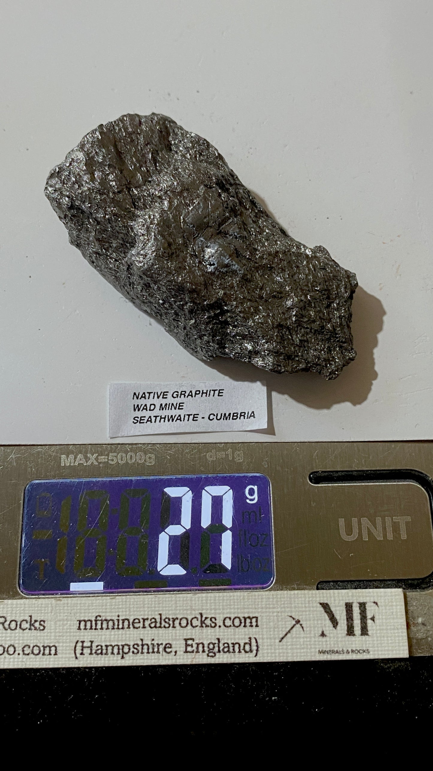 NATIVE GRAPHITE : WAD MINE, SEATHWAITE, BORROWDALE, CUMBRIA  28g MF5187