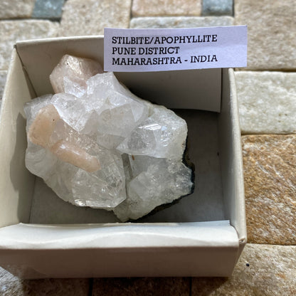 STILBITE/APOPHYLLITE : PUNE DISTRICT, MAHARASHTRA, INDIA 40g MF4548