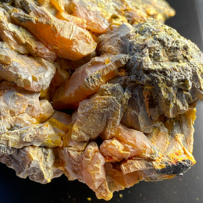 ORPIMENT FROM JIEPAIYU MINE, HUNAN, CHINA. 253g MF1350