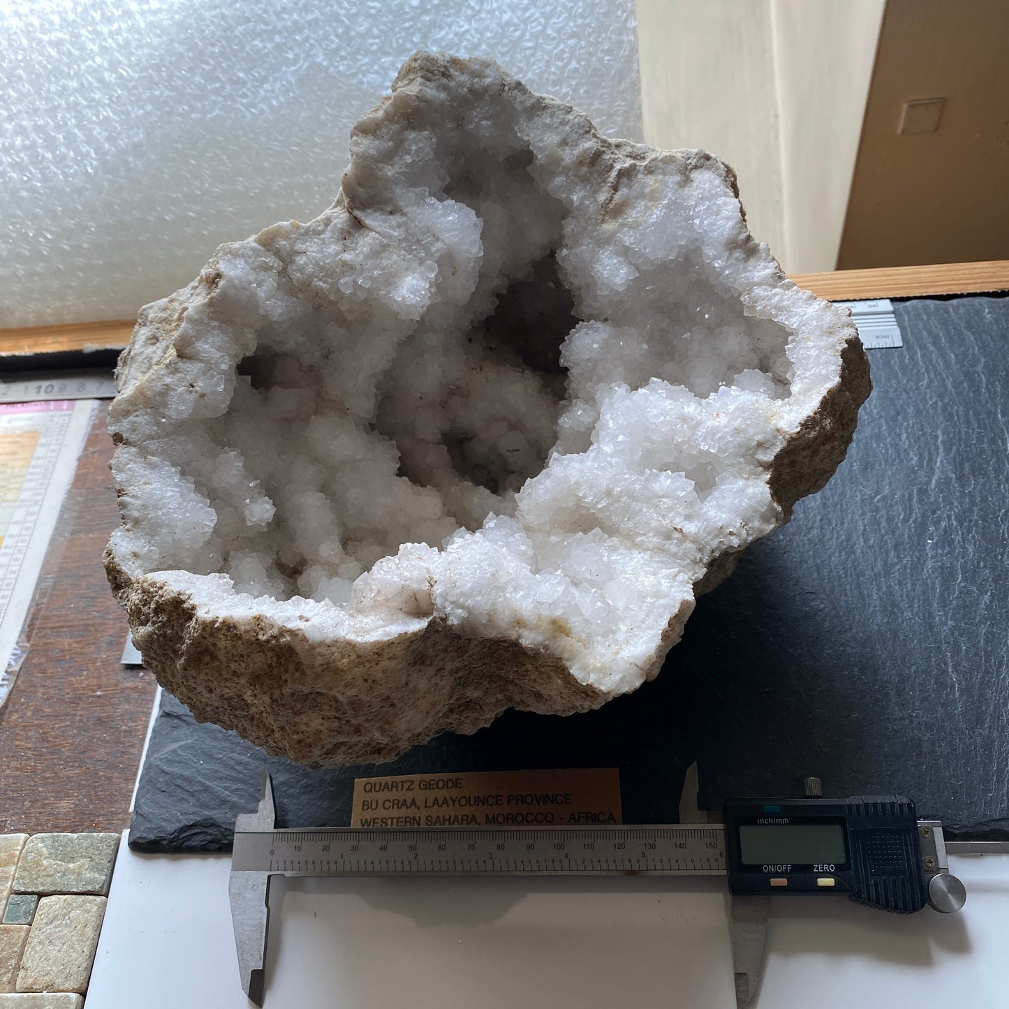 QUARTZ GEODE WONDERFUL MASSIVE PIECE FROM BU CRAA, MOROCCO 7.2kg MF2002