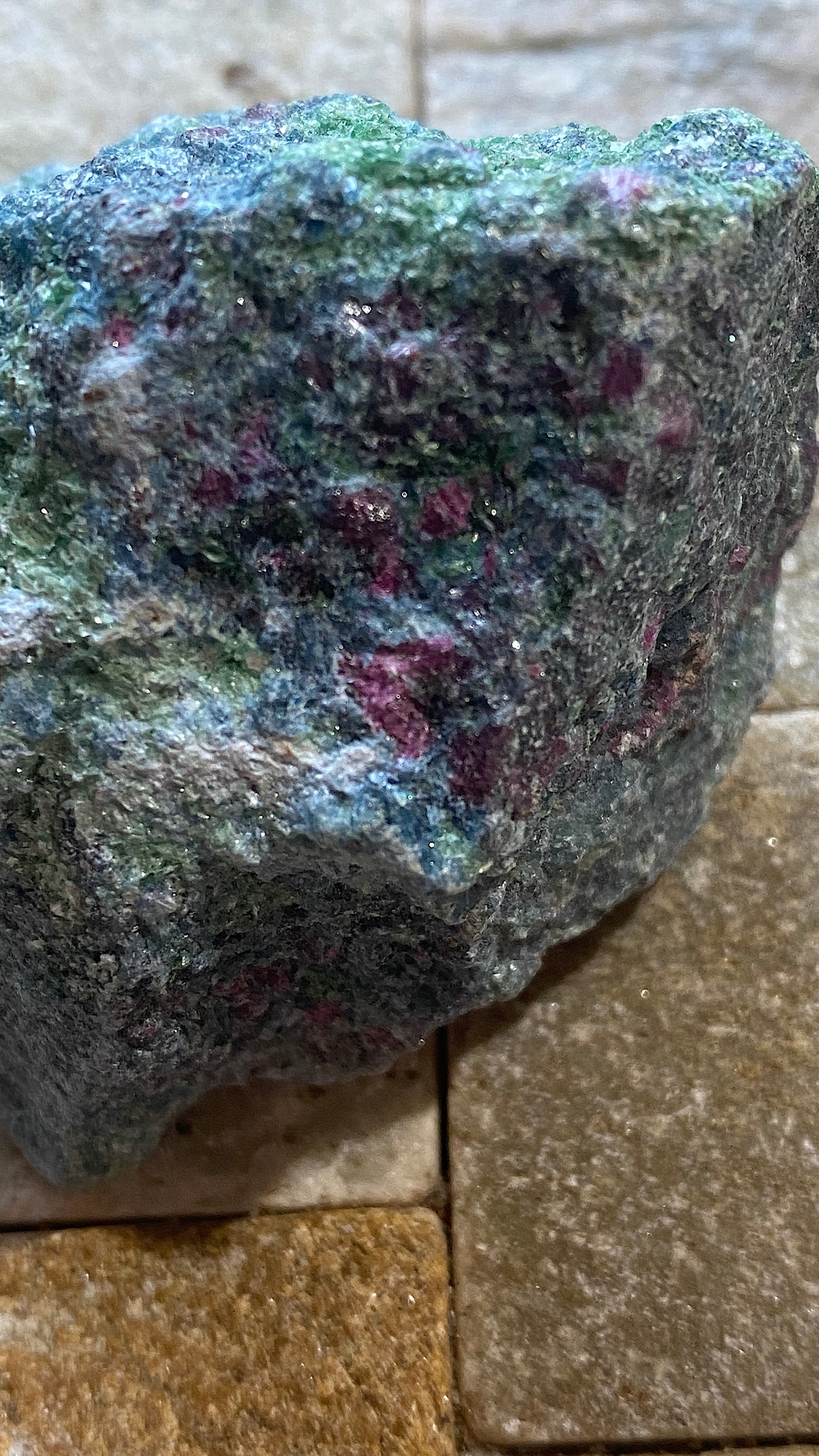 FUCHSITE WITH RUBY CORUNDUM : ERONGO MOUNTAINS, NAMIBIA, AFRICA 96g MF5189