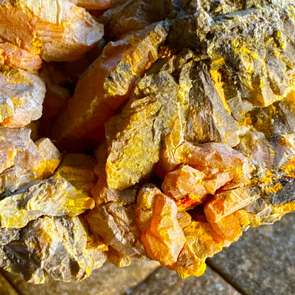 ORPIMENT FROM JIEPAIYU MINE, HUNAN, CHINA. 253g MF1350