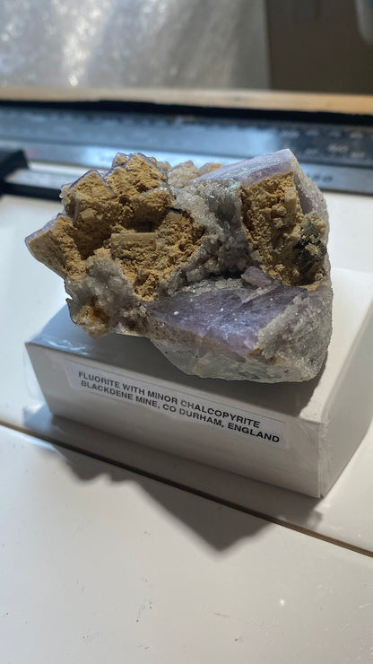 FLUORITE WITH MINOR CHALCOPYRITE : BLACKDENE MINE, IRESHOPESBURN, COUNTY DURHAM, ENGLAND 234g MF5190
