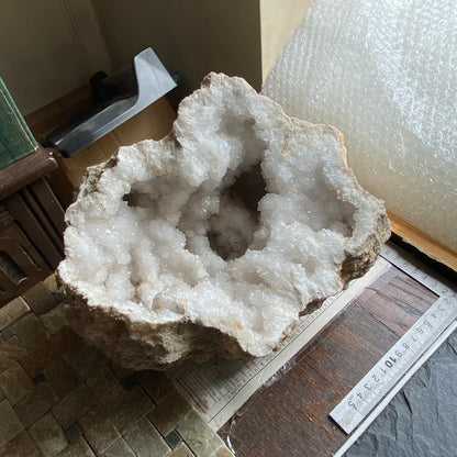 QUARTZ GEODE WONDERFUL MASSIVE PIECE FROM BU CRAA, MOROCCO 7.2kg MF2002