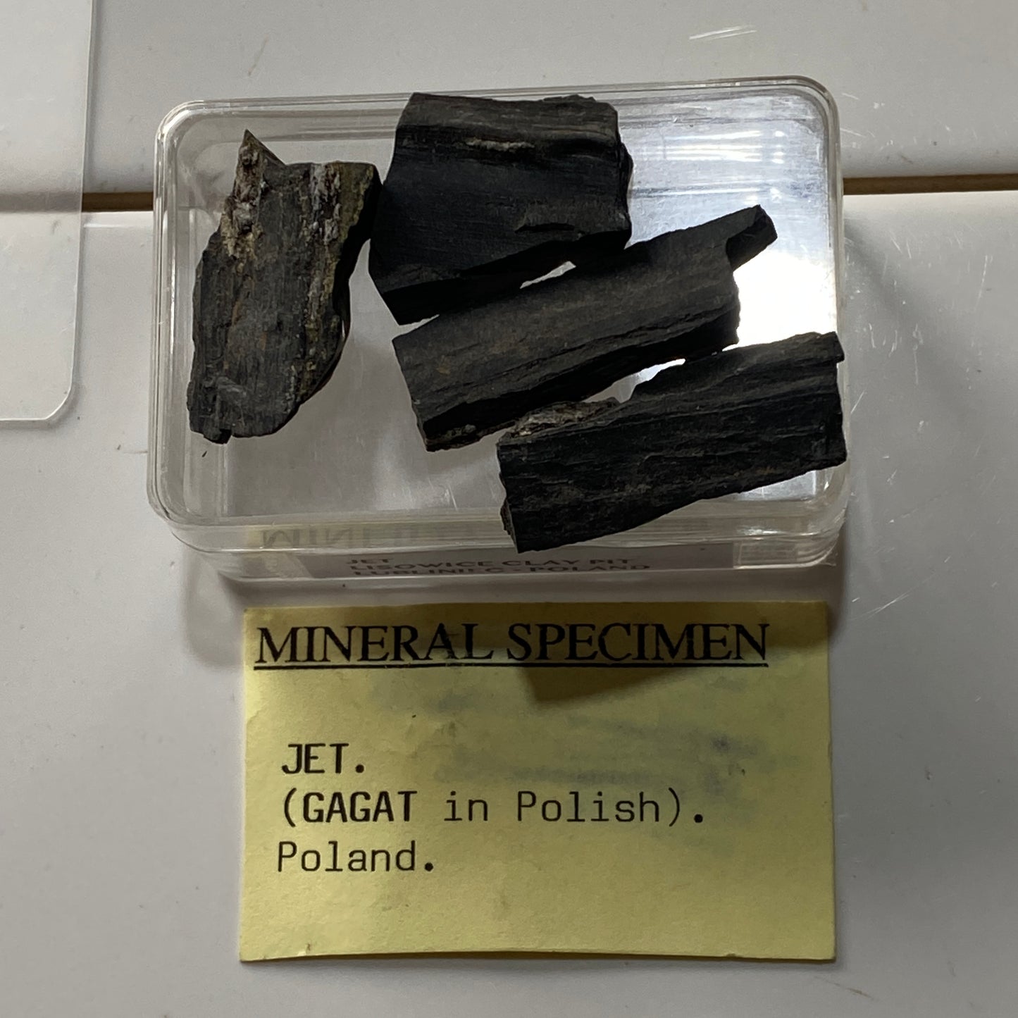 JET : LISOWICE CLAY PIT, LUBLINIEC COUNTY, POLAND. MF4550