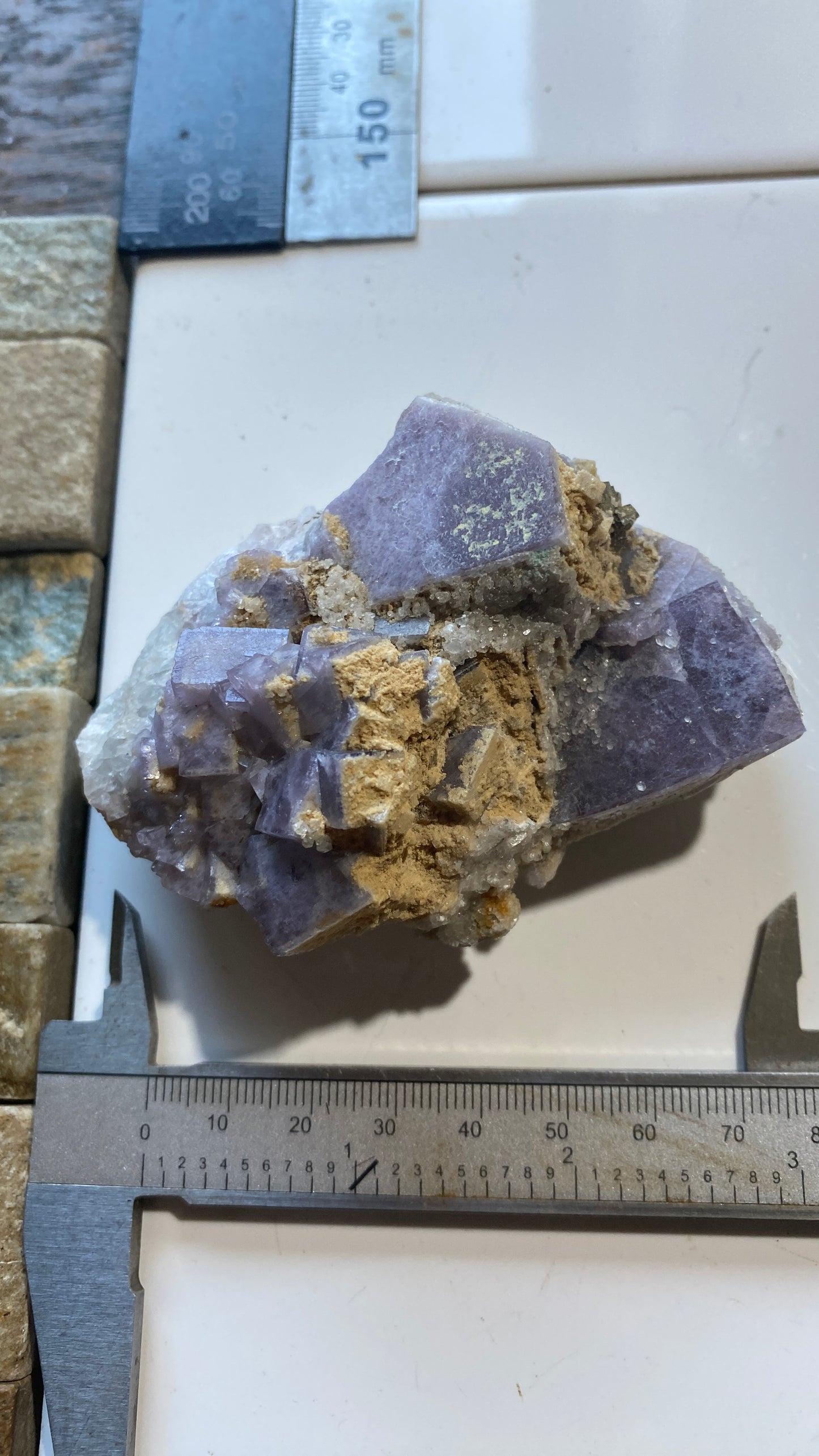 FLUORITE WITH MINOR CHALCOPYRITE : BLACKDENE MINE, IRESHOPESBURN, COUNTY DURHAM, ENGLAND 234g MF5190
