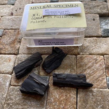JET : LISOWICE CLAY PIT, LUBLINIEC COUNTY, POLAND. MF4550