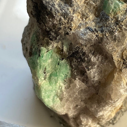 EMERALD BERYL IN MATRIX FROM MINAS GERAIS, BRAZIL 42g MF6895