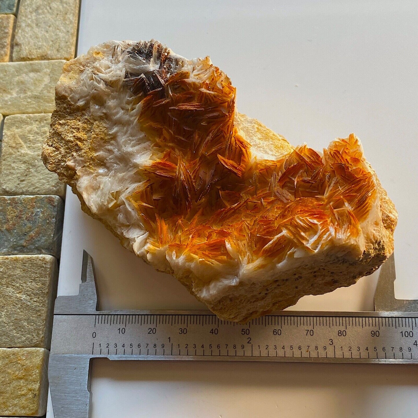 BARYTE WITH TRACES VANADINITE FROM MOROCCO, AFRICA 514g MF1330