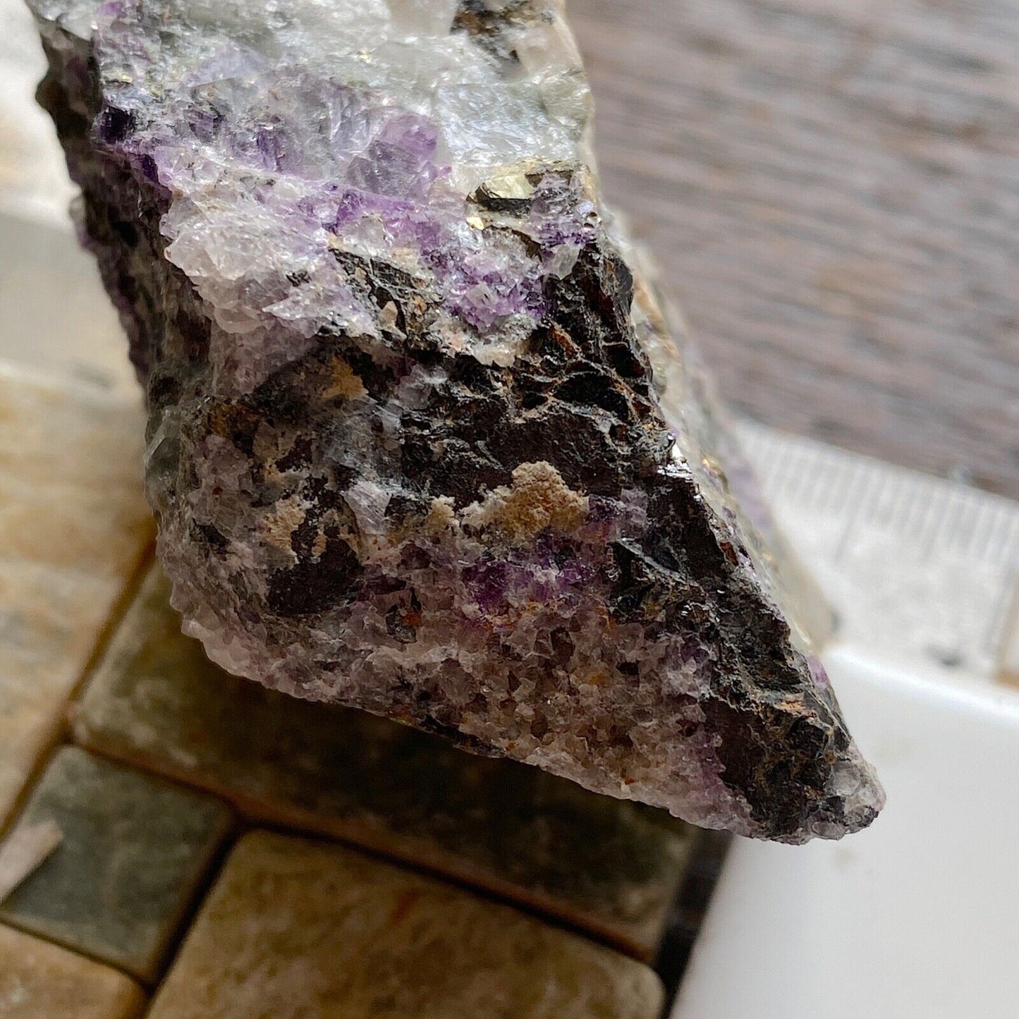 FLUORITE/QUARTZ/PYRITE ETC FROM TOUNFIT CAIDAT, MOROCCO 112g MF1329