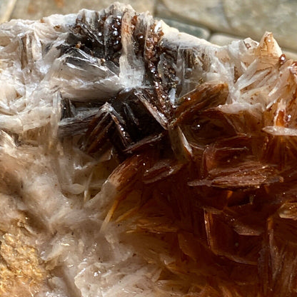 BARYTE WITH TRACES VANADINITE FROM MOROCCO, AFRICA 514g MF1330