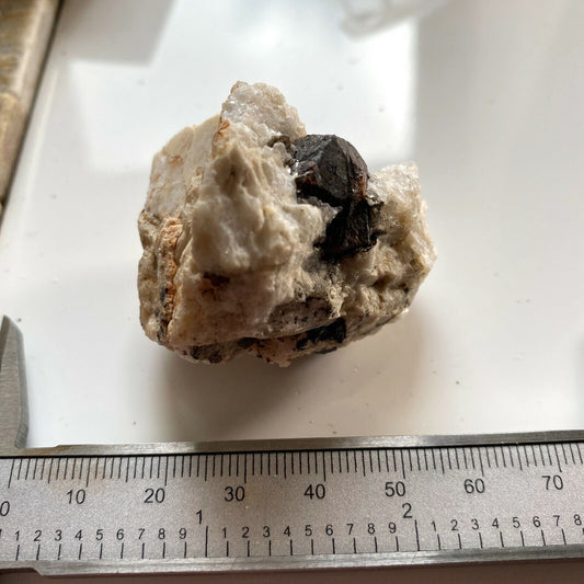 GARNET IN ALBITE FROM SHIGAR, PAKISTAN 54g MF3444A