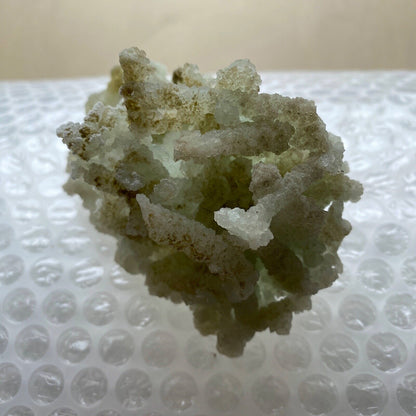 PREHNITE RARE AND IMPRESSIVE PIECE FROM MALAD QUARRY, INDIA 152g MF1328