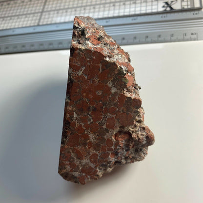 MUESTRA DE JASPE HEMATITE DE LA MINA BUCHENBURG, ALEMANIA 464g MF3469