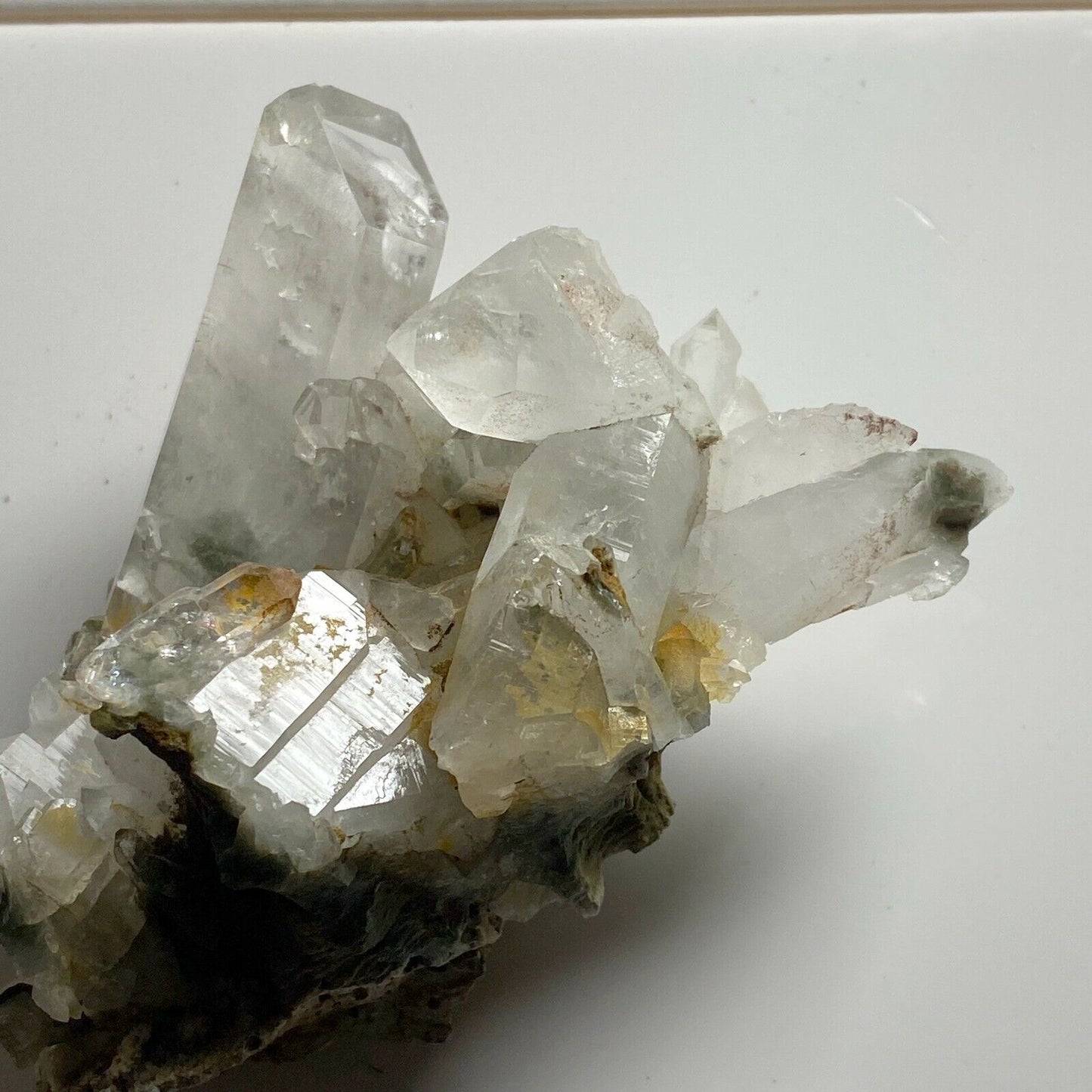 RACIMO DE CRISTAL DE CUARZO DE BALUCHISTÁN, PAKISTÁN 165g MF3117