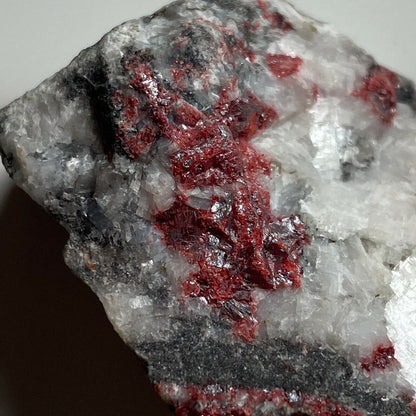 CINNABAR ON MATRIX FROM HUANCAVALICA, PERU  30g  ET139