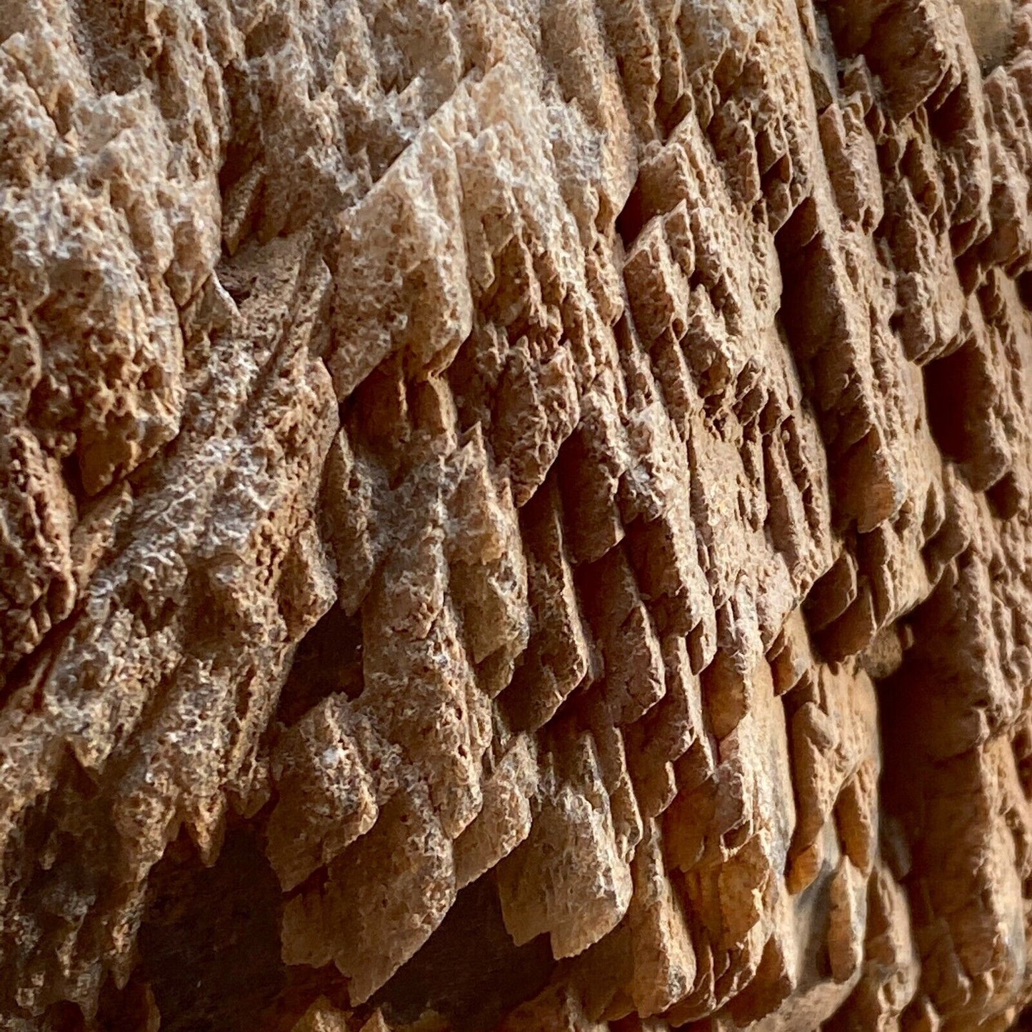 CALCITE PROVENANT DE LA CARRIÈRE DE CASTLE COCH, AU PAYS DE GALLES. LOURD 1623g MF6444