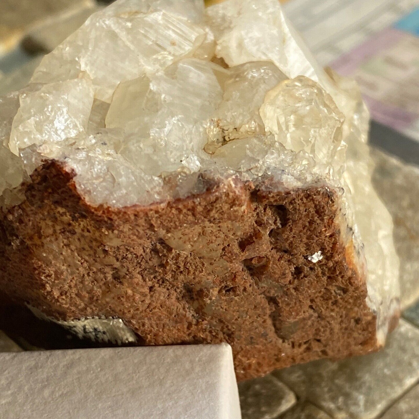 QUARTZ CRYSTAL ASSEMBLAGE ON GOETHITE FROM MOROCCO 246g MF1076