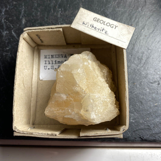 WITHERITE DE LA MINE MINERVA NO 1, ILLINOIS, USA 147g MF1010