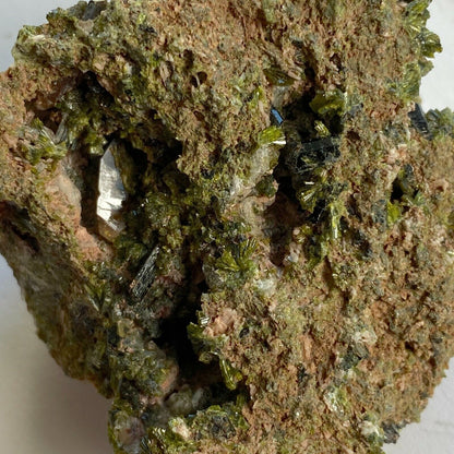 EPIDOTE DE TAFILALET, MAROC 88g MF9766