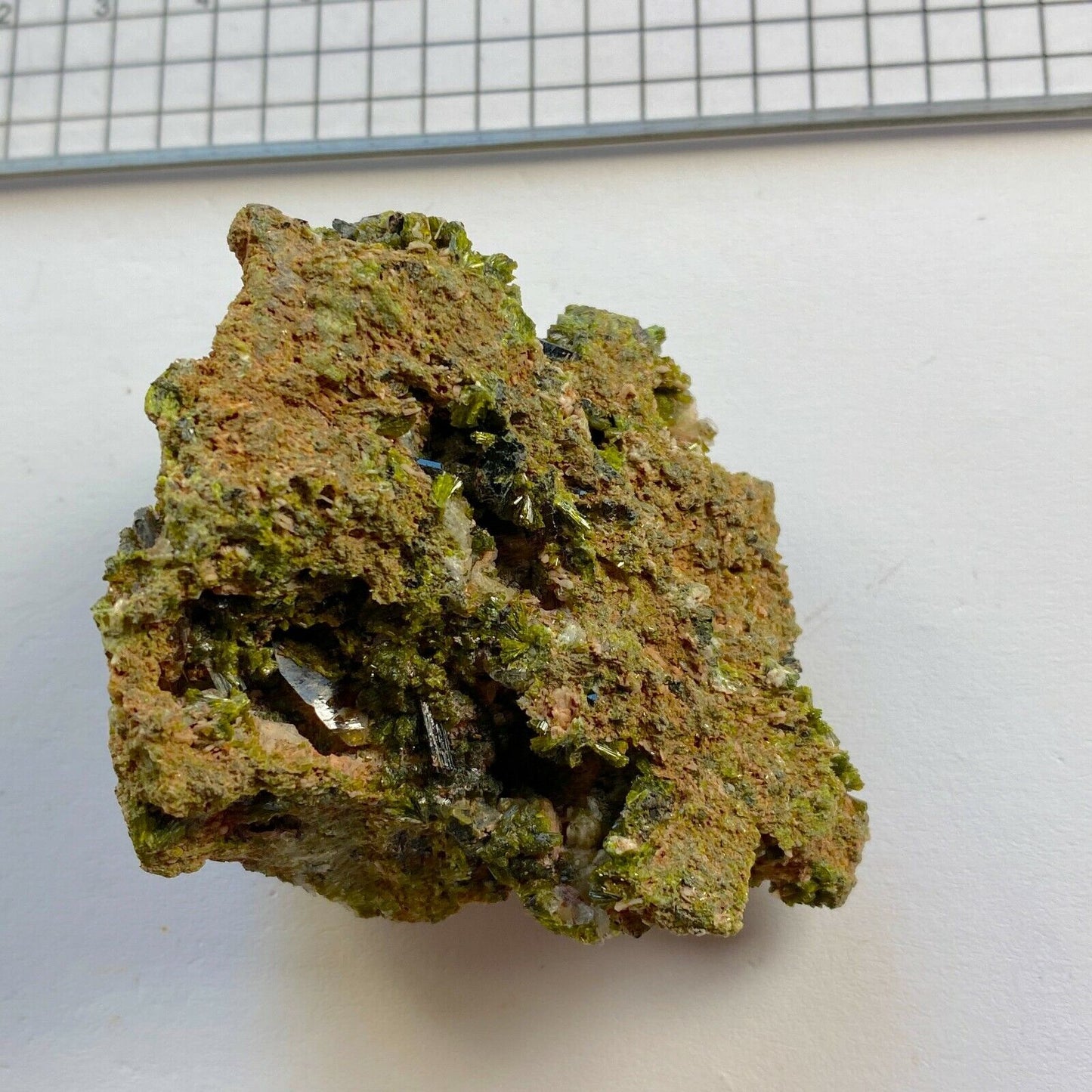 EPIDOTE DE TAFILALET, MAROC 88g MF9766