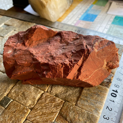 JASPER QUARTZ FROM SLOVAKIA 462g MF367