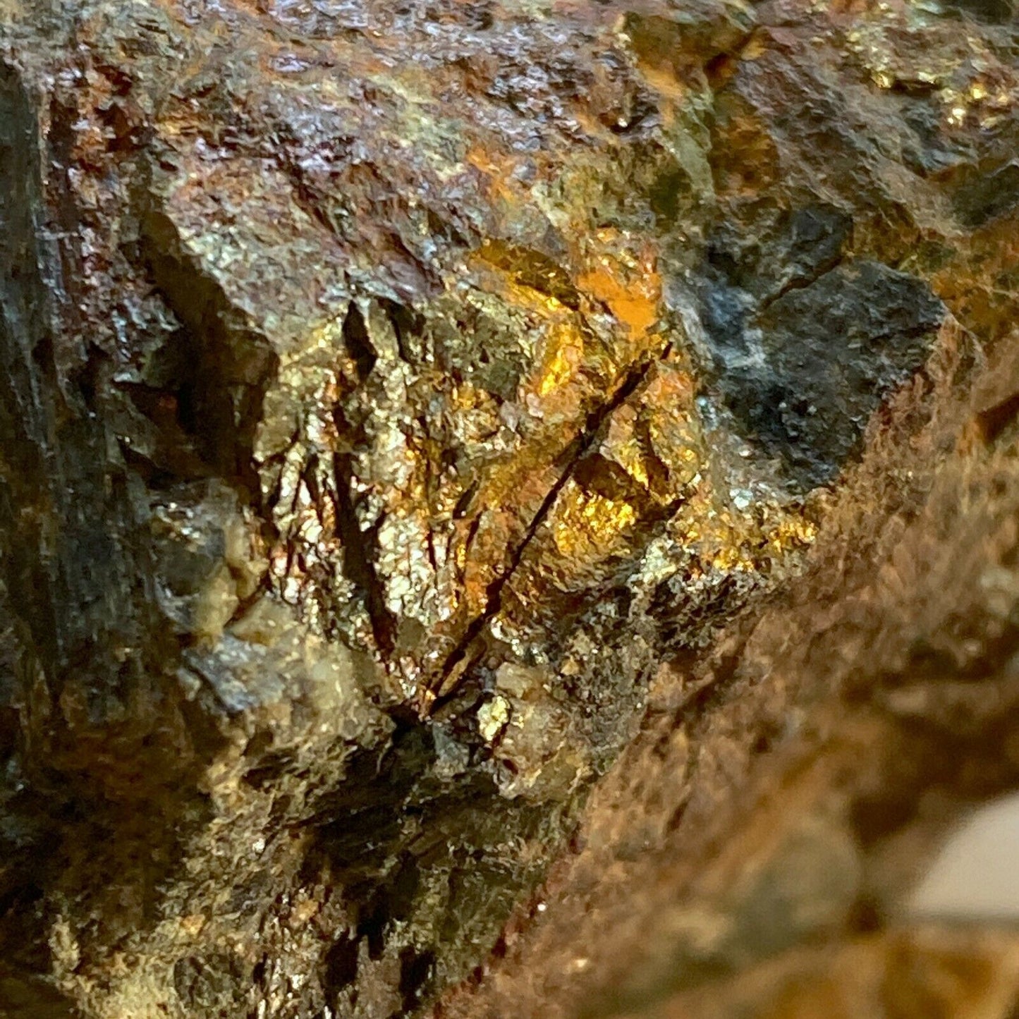 MINERAL DE COBRE INTERESANTE MUESTRA DE KASEMPA, ZAMBIA 273g MF6457