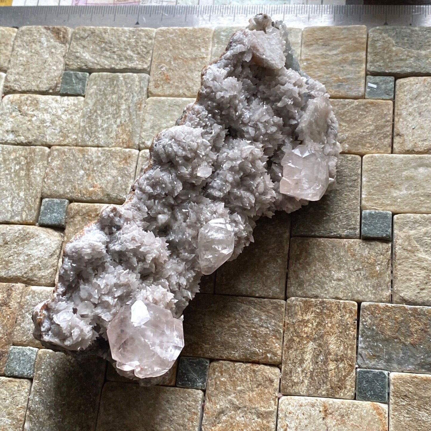 CALCITE UNUSUAL PIECE FROM DAYE, HUBEI, CHINA 325g MF870