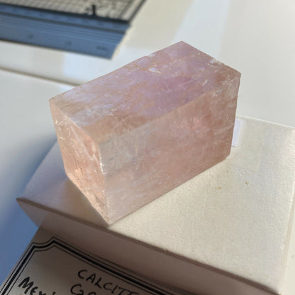 CALCITE FROM SAN LUSI POTASI, MEXICO 56g ET 70