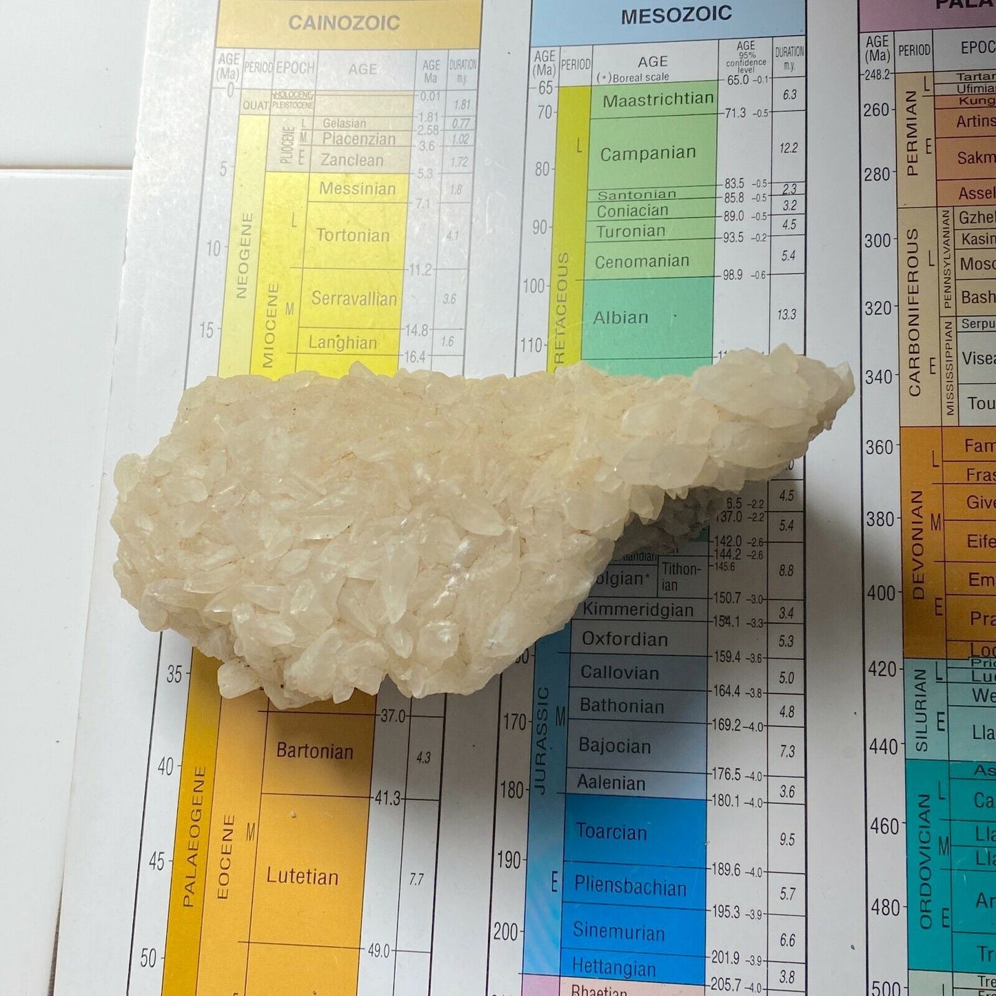 "RICE GRAIN" CALCITE FROM COLEMANS QUARRY, SOMERSET. 280g. MF6306