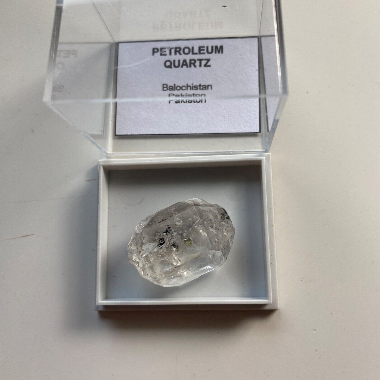 PÉTROLE QUARTZ ÉCHANTILLON IMPRESSIONNANT DU BALOCHISTAN, PAKISTAN 5g MF967