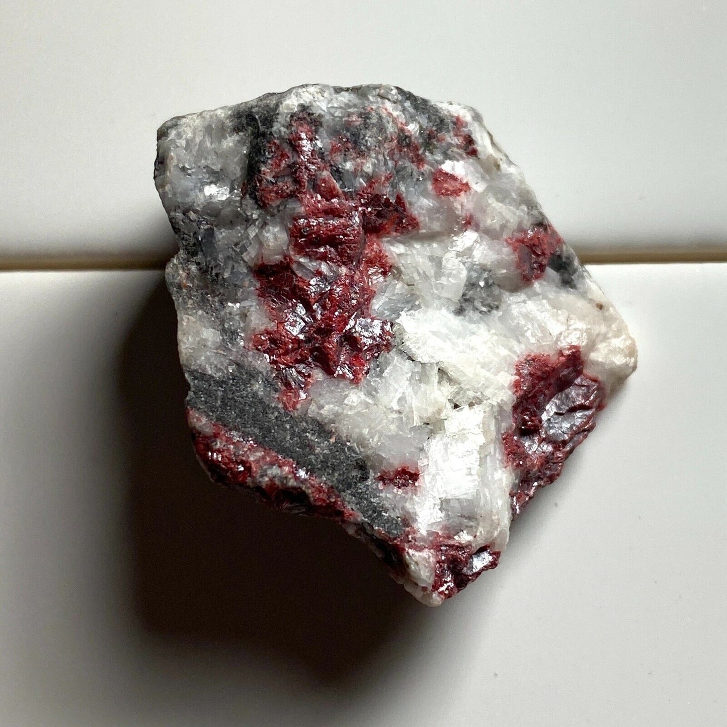 CINNABAR ON MATRIX FROM HUANCAVALICA, PERU  30g  ET139