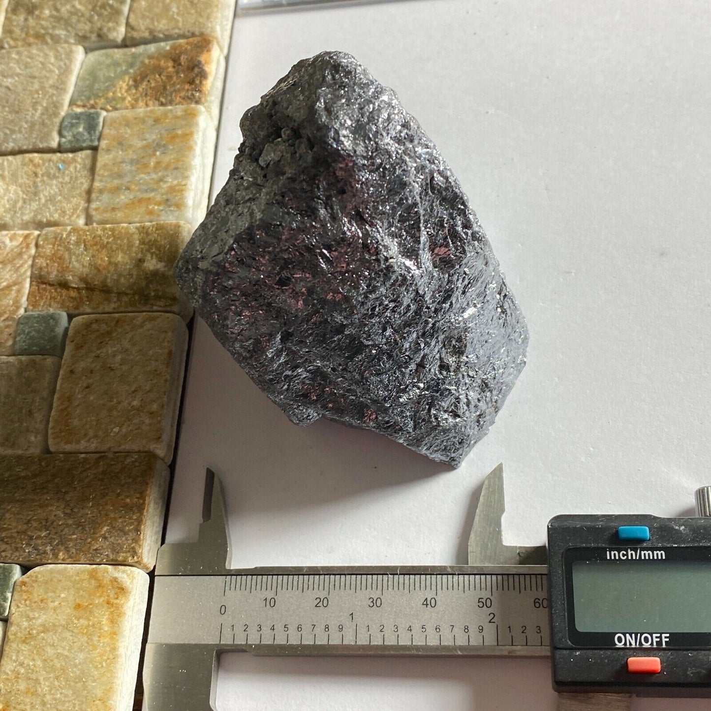 SILICON [CARBIDE?] INTERESTING SPECIMEN 262g  MF3598