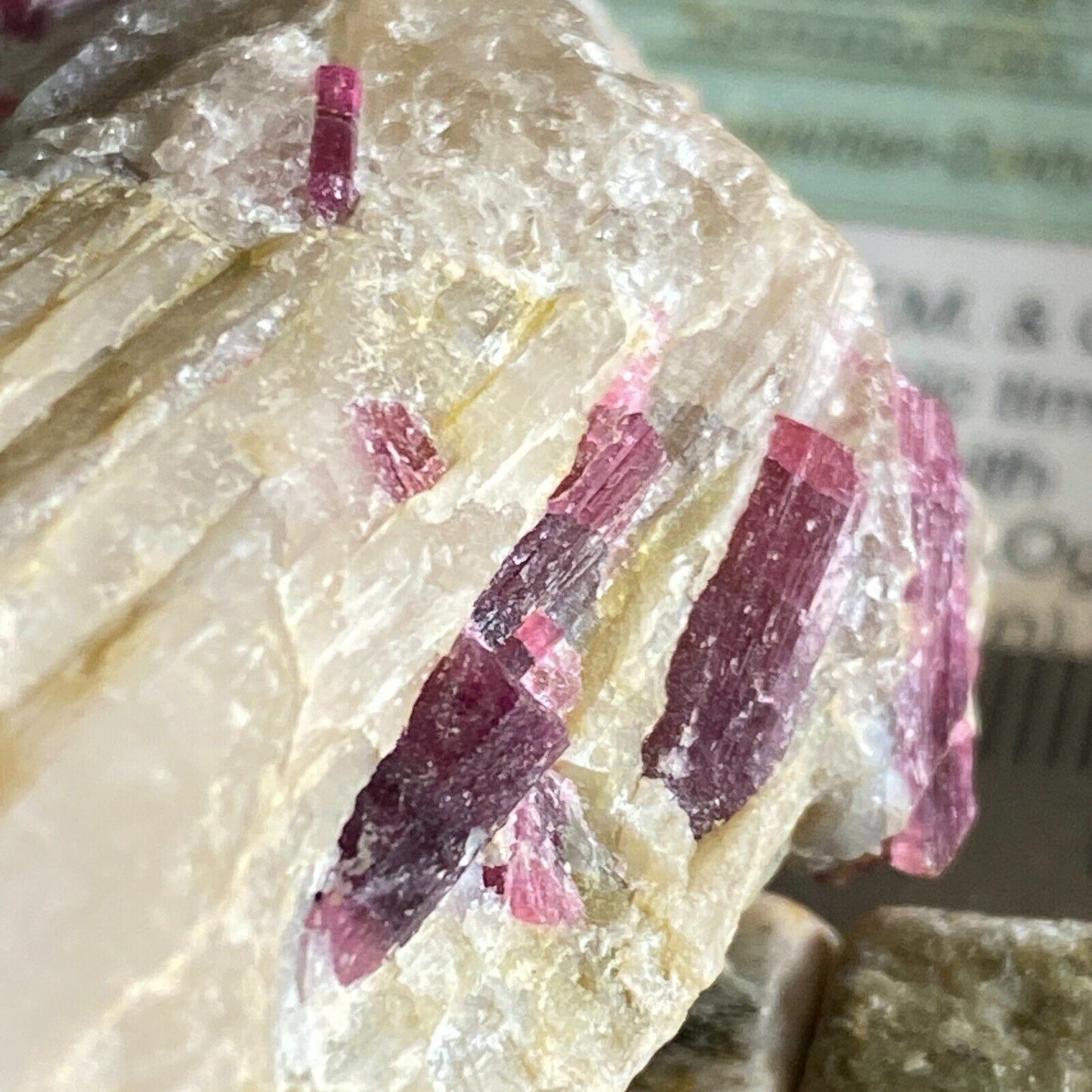 RUBELLITE TOURMALINE ON MATRIX FROM THE SAHATANY VALLEY, MADAGASCAR 110g MF6571