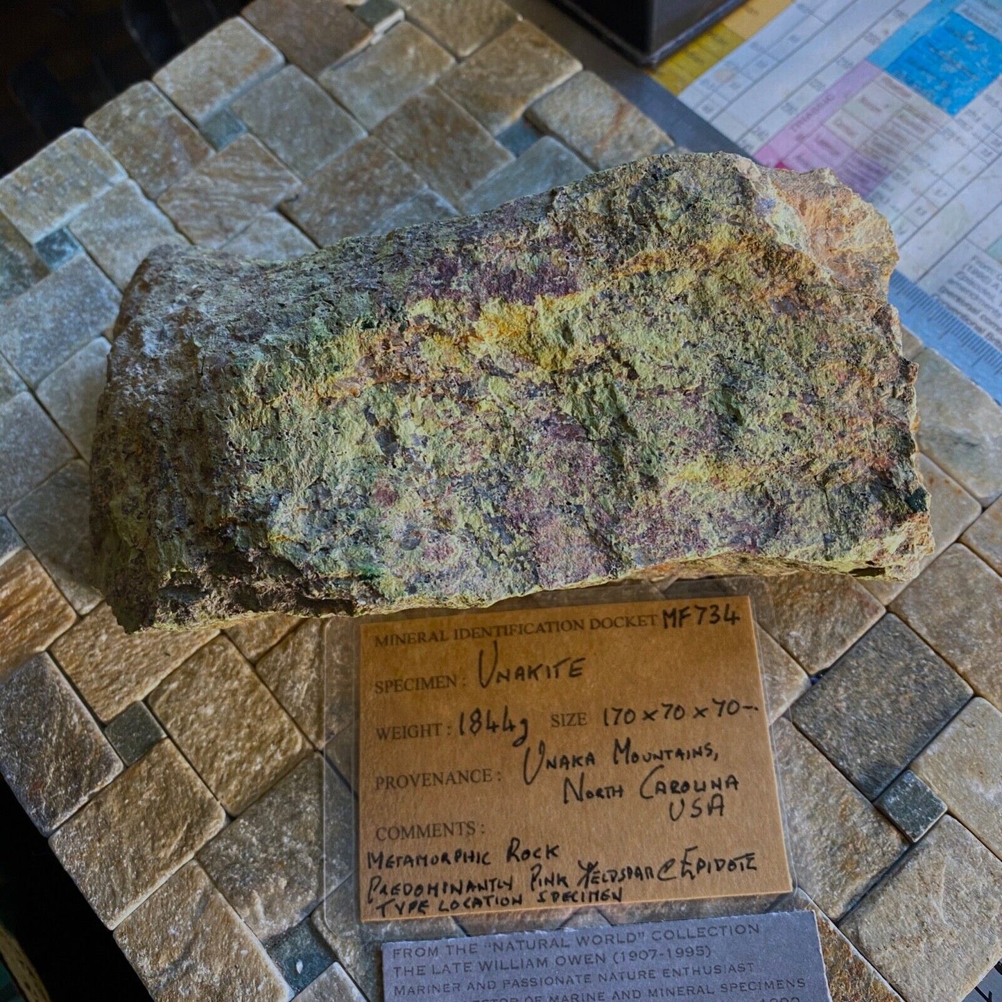 UNAKITA [FELDSPAR/EPIDOTE ETC] DE LAS MONTAÑAS UNAKA, EE. UU. PESADA 1844 g MF734