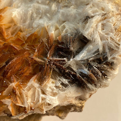 BARYTE WITH TRACES VANADINITE FROM MOROCCO, AFRICA 514g MF1330