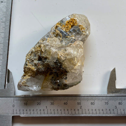 QUARTZ DE CRISTAL AVEC DES INCLUSIONS INTÉRESSANTES D'AUTRICHE 96g MF1059