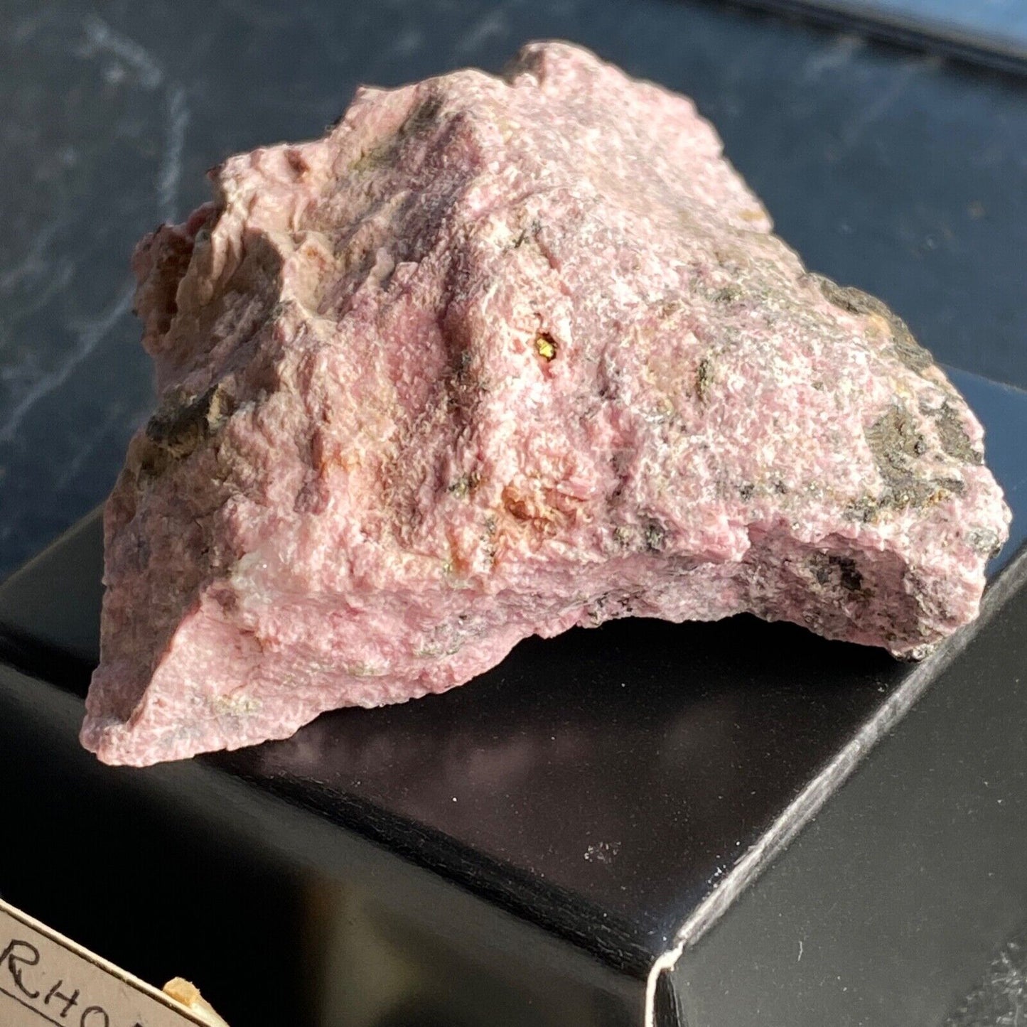 RHODONITE DE LA MINE DE SAN MARTIN, ANCASH, PÉROU. 66g MF1254